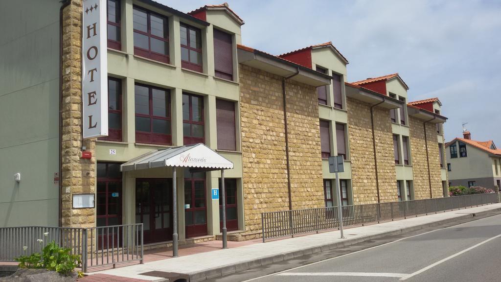Hotel Alameda Villaviciosa  Exterior foto